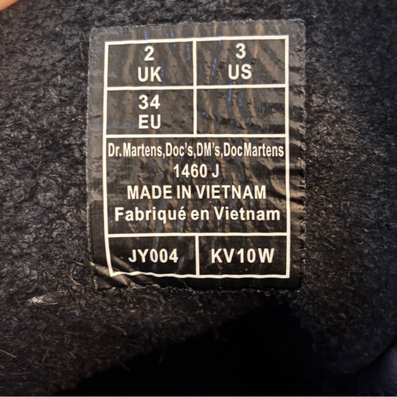 SOLD ON DEPOP - Picture 4 of 12